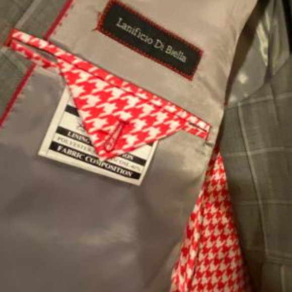 Tiglio Rosso 3 piece Gray plaid Suit - Picture 7 of 9